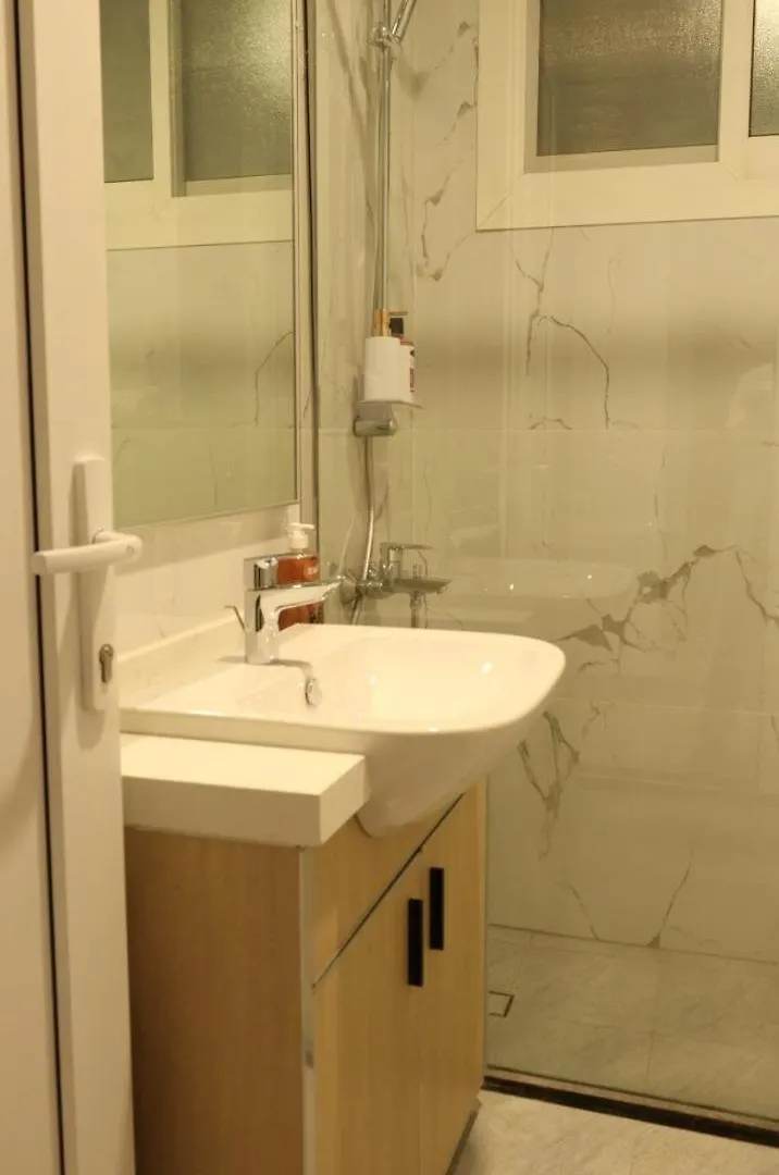 דובאי Stylish Studio Prime Location דירה